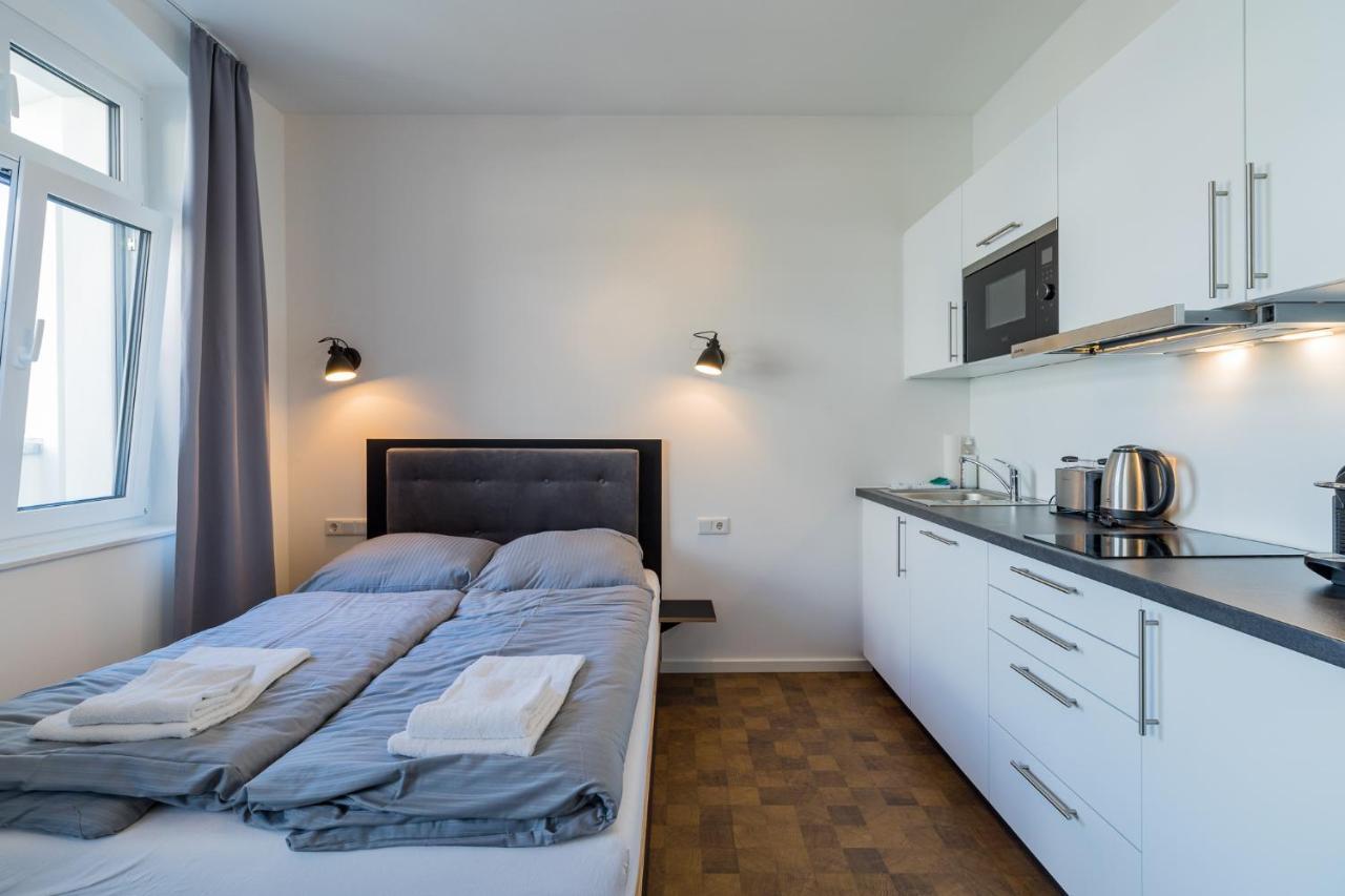 Nena Hermannplatz 3* Берлин